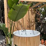 Mediterranean With Private Pool 카스