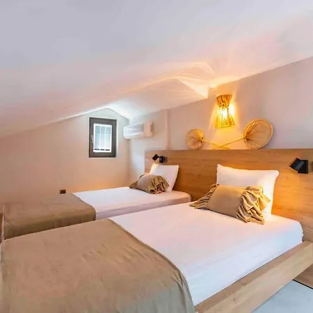 Villa Verde Luxury Mediterranean With Private Pool *