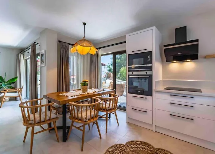 Mediterranean With Private Pool * 卡斯
